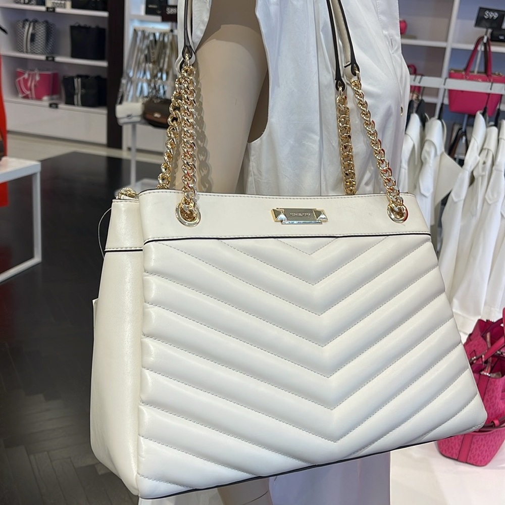 Michael Kors Whitney Medium Quilted Tote Shoulder Bag 
Light Cream 
NWT - Picture 5 of 16
